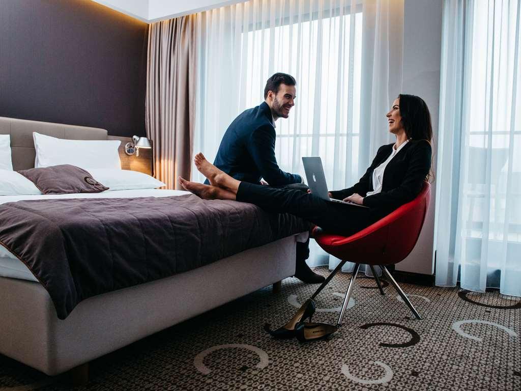 Hotel Q